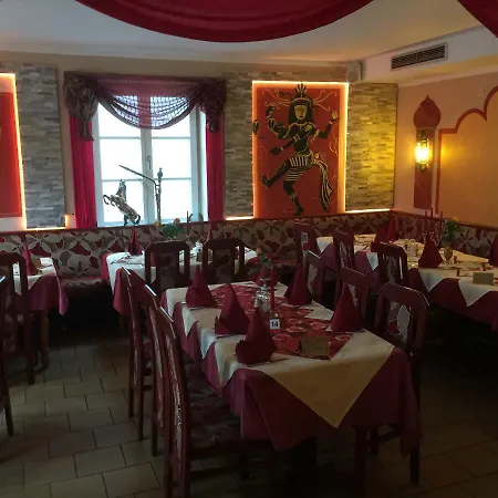 Jujhar's Gaestehaus Konukevi *